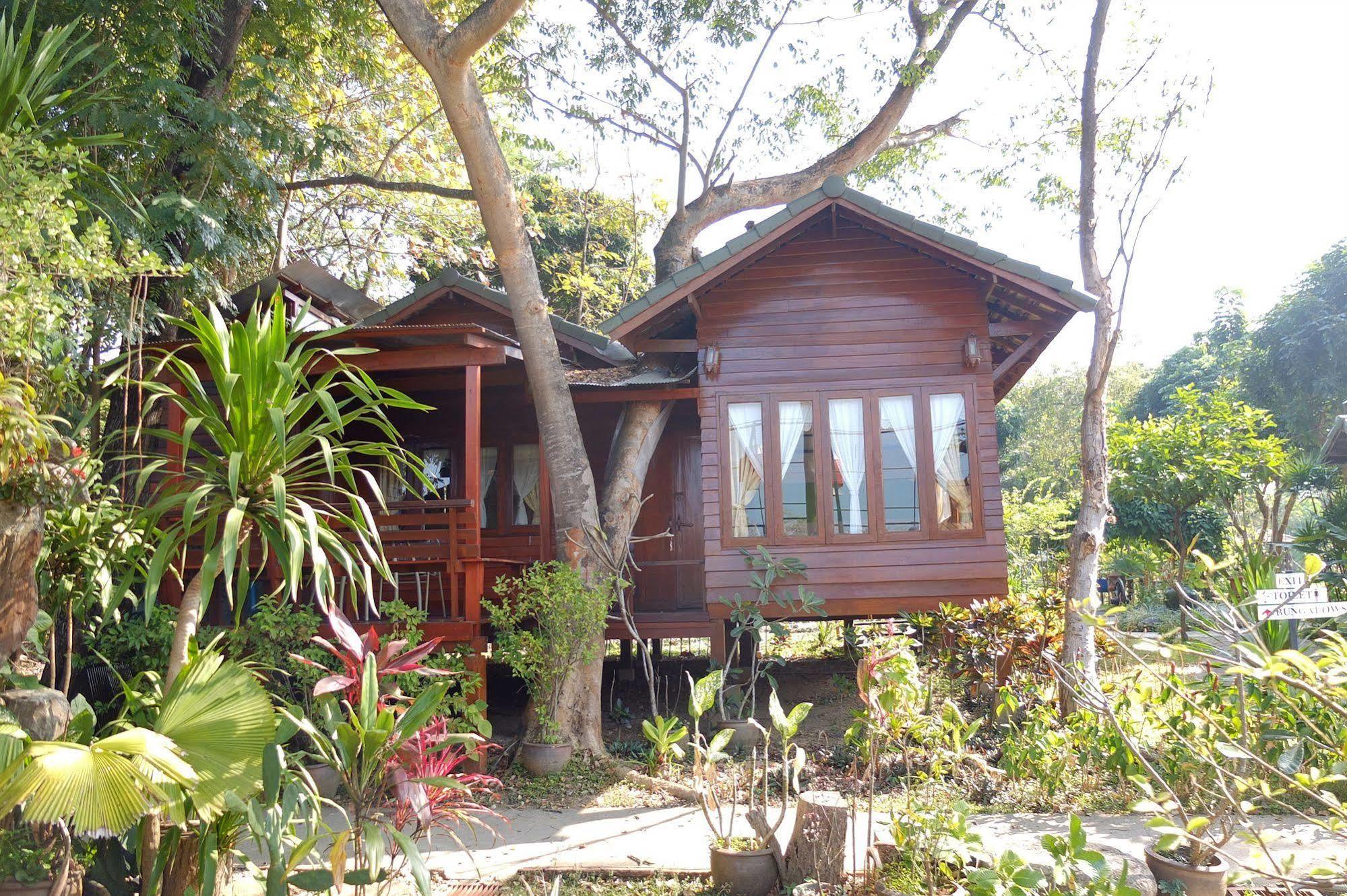 Tianna Garden Village Chiang Mai Extérieur photo
